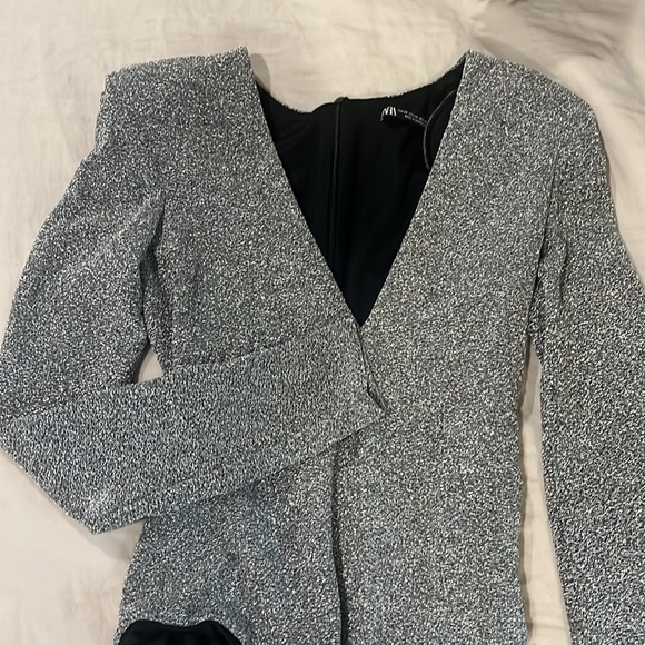 Size XS silver body suit - Picture 2 of 3